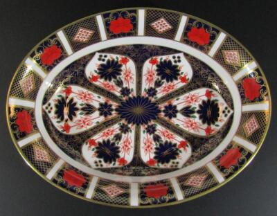 A Royal Crown Derby Imari pattern oval serving dish - 2