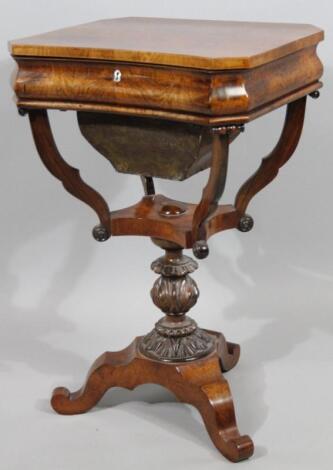 A William IV rosewood sewing table