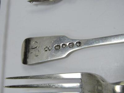 A Victorian silver butter knife - 2