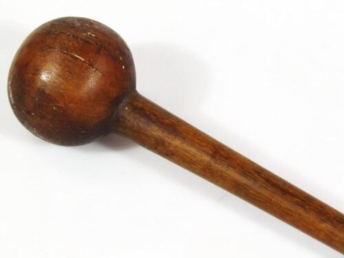 A 19thC African rhinoceros horn knobkerrie