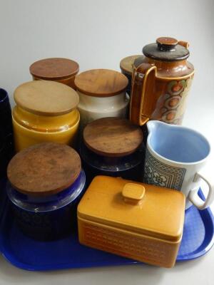 A quantity of retro style ceramics - 3