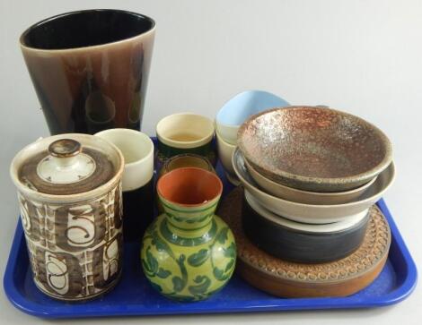 Various items of studio pottery