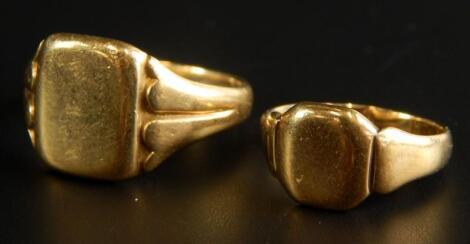 Two 9ct gold signet rings