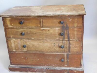 A late 19thC Gillows of Lancaster Aesthetic style chest of drawers - 3