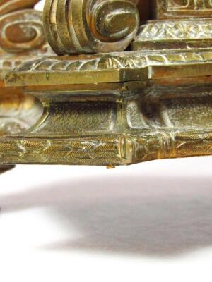 A 19thC French gilt metal and porcelain mantel timepiece - 5