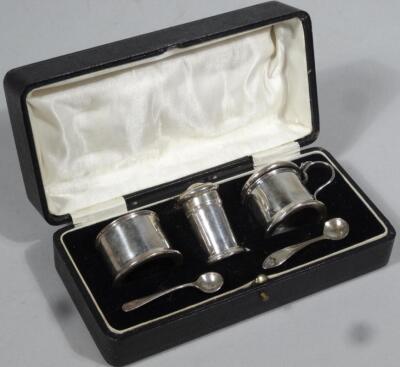 A George V silver cruet set