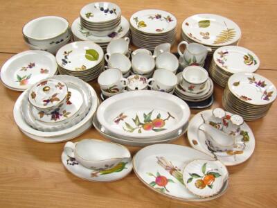 A comprehensive Royal Worcester Evesham pattern part dinner service