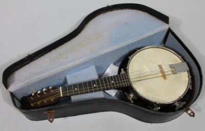 An early 20thC wooden cased banjo - 6