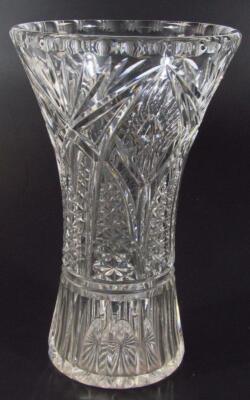 A suite of twelve 20thC crystal glasses - 3