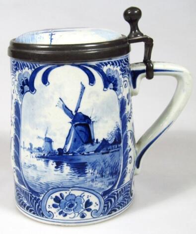 A mid 20thC Dutch Delft lidded tankard