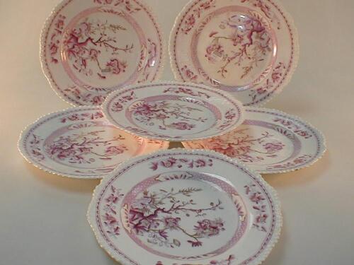 A set of six 19thC British porcelain plates