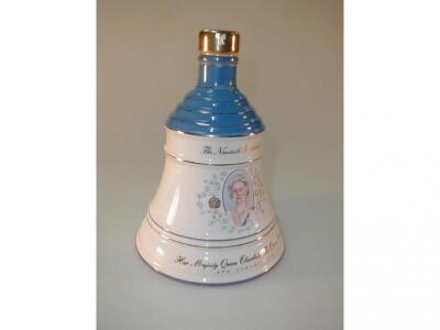 A Wade commemorative whisky bell commemorating the 90th birthday of Queen Elizabeth