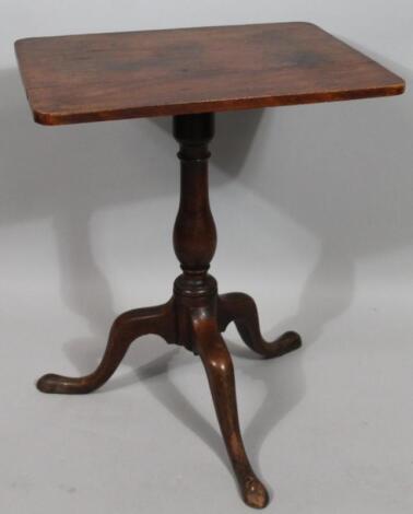 An early 19thC occasional snap top table