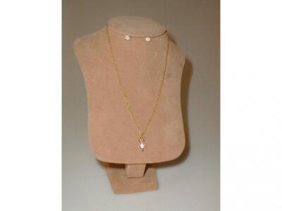 A moonstone set pendent on chain and a pair of earrings