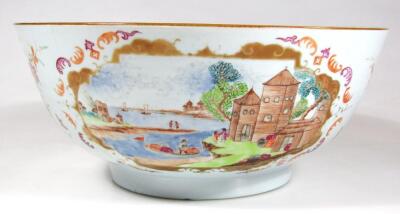 An early 19thC Chinese porcelain punch bowl - 3