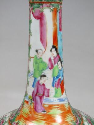 A 19thC Cantonese famille vert vase - 10