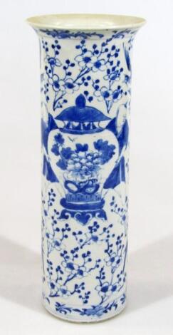 A Chinese blue and white porcelain Qing period jar