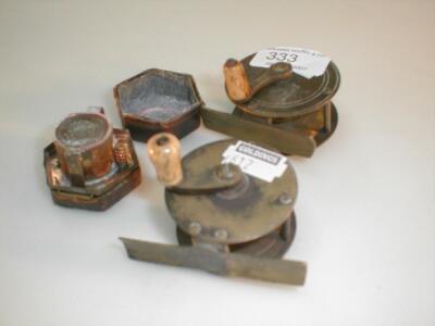 A travelling inkwell and 2 mid 19thC fishing reels