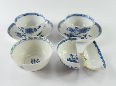 Four late 18thC porcelain blue and white tea bowls and two saucers