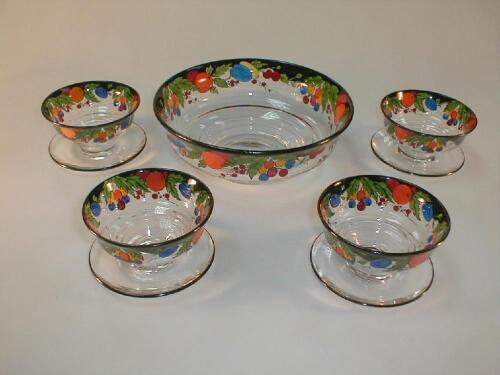 A Stuart Crystal dessert set comprising of large bowl (8£" dia) and four