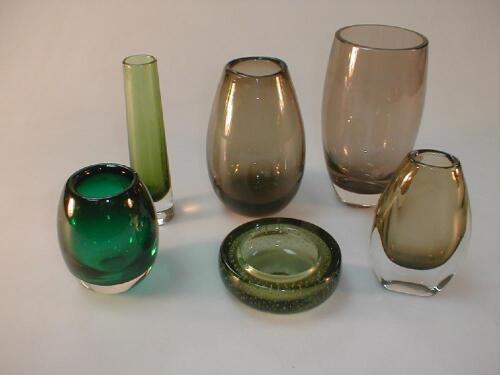 Whitefriars and similar: a smoky brown glass vase