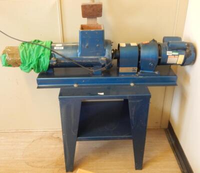 *A pottery manufacturing R27 horizontal pugmill