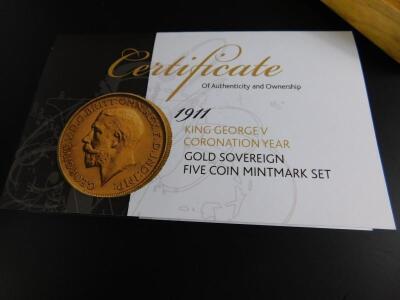 A George V gold sovereign five coin Mint Mark set - 4