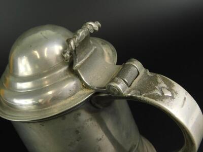 A Queen Anne period high double dome lidded pewter tankard - 2