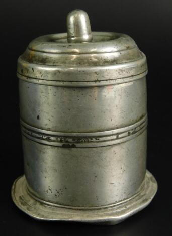 A late 17thC cylindrical spice pot