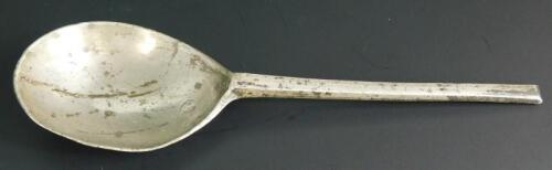 A 16thC pewter slip top spoon