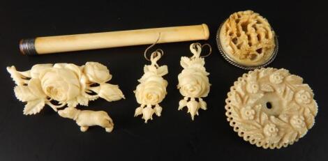 A quantity of antique ivory items