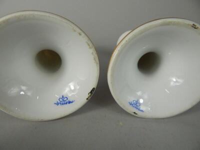 A collection of Continental porcelain - 3