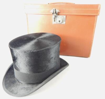 A gentleman's top hat