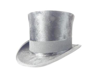 A gentleman's top hat - 3