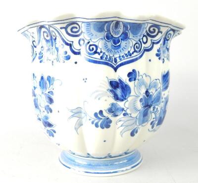 A modern Delft jardiniere