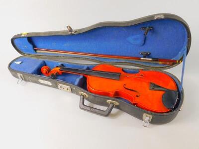 A modern Chinese child's violin