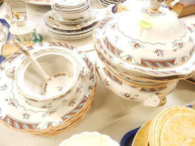 A Royal Doulton Lowestoft pattern part dinner service - 3