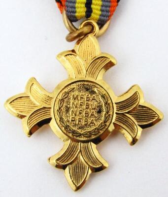 Various Elizabeth II Fire Service medals - 5