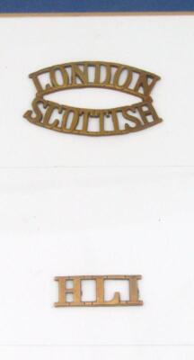 Various metal cap badges - 6