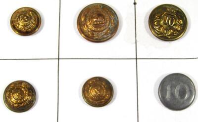 Various brass buttons - 5