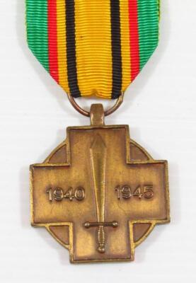 Various Belgium related medals - 9