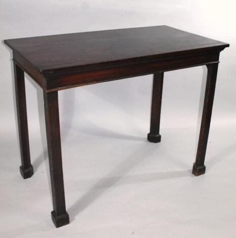 An early 19thC mahogany serving table