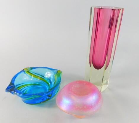 A collection of Art glass