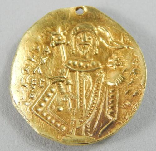 A Byzantine gold Hyperperon