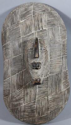 An early 20thC African tribal shield