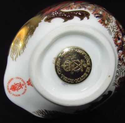 A Royal Crown Derby owl paperweight ornament - 3