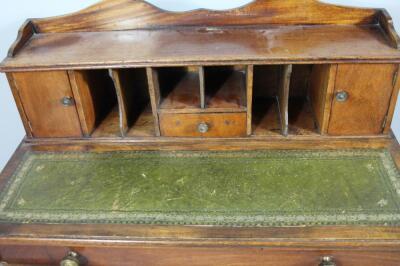 An early 20thC oak and mahogany desk - 2