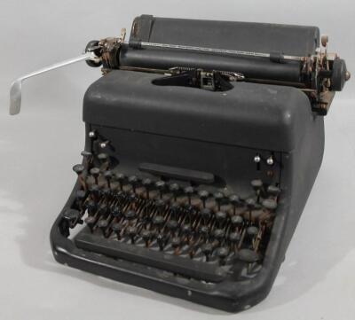 An early 20thC bygone typewriter
