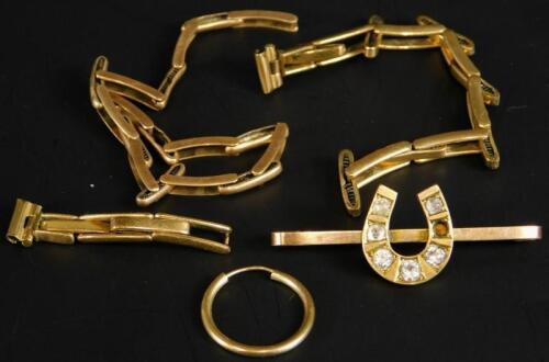 A quantity of 9ct gold and other jewellery