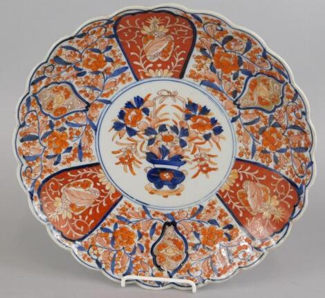 A late 19th/early 20thC Japanese Imari plate